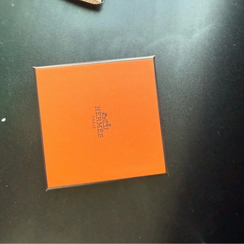 Hermes Black and Uni Gold and Black Bangle - Picture 3 of 8